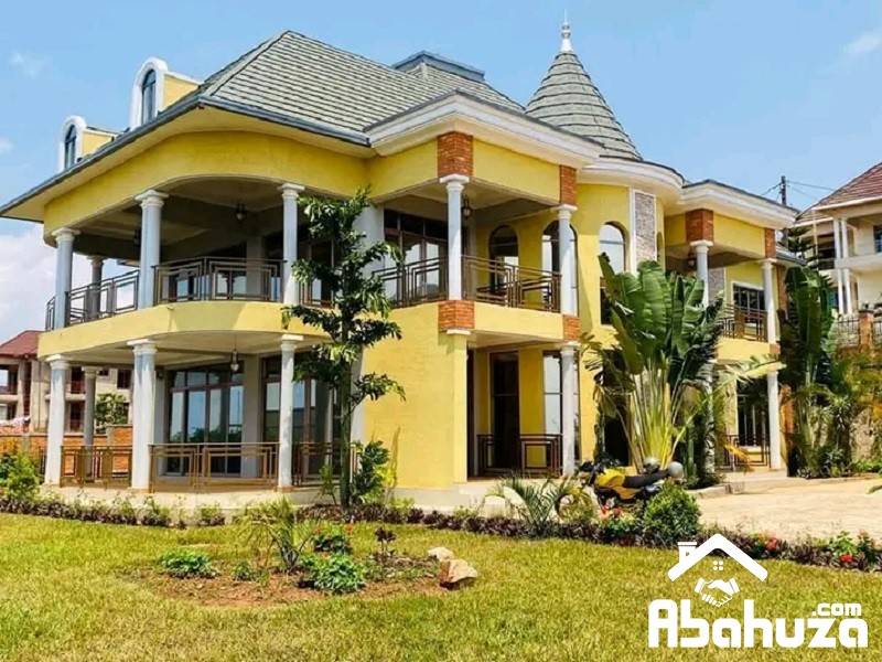 AN 8 BEDROOM HOUSE FOR RENT IN KIGALI AT KICUKIRO