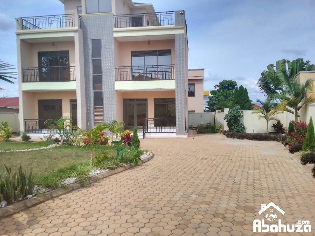 A  FURNISHED 5 BEDROOM HOUSE FOR RENT IN KIGALI AT KICUKIRO