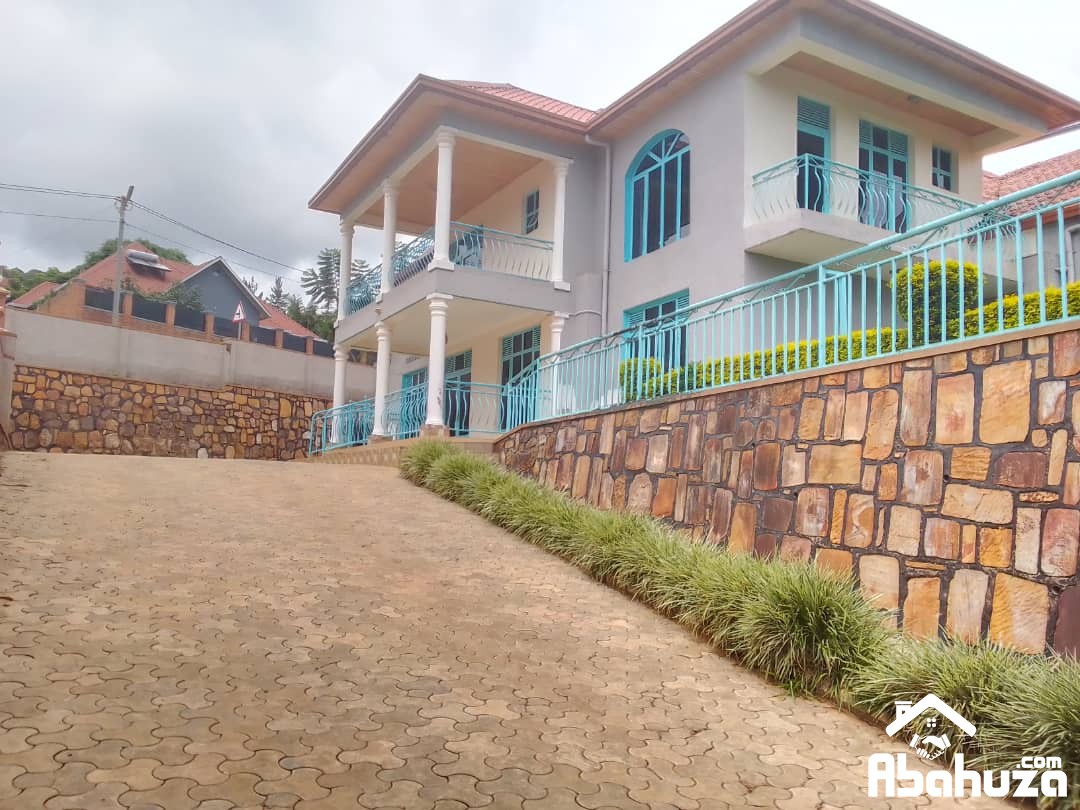 A 6 BEDROOM HOUSE FOR RENT IN KIGALI AT REBERO