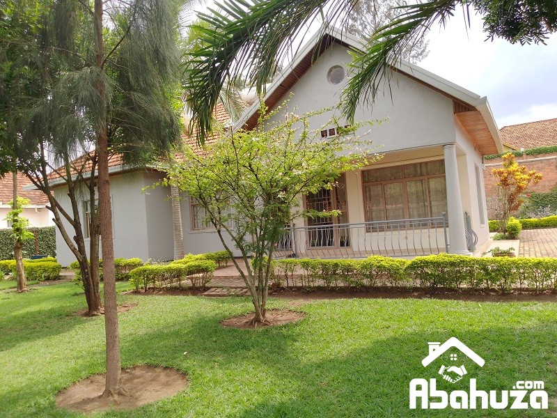 A FURNISHED 3 BEDROOM HOUSE IN KIGALI AT GACURIRO