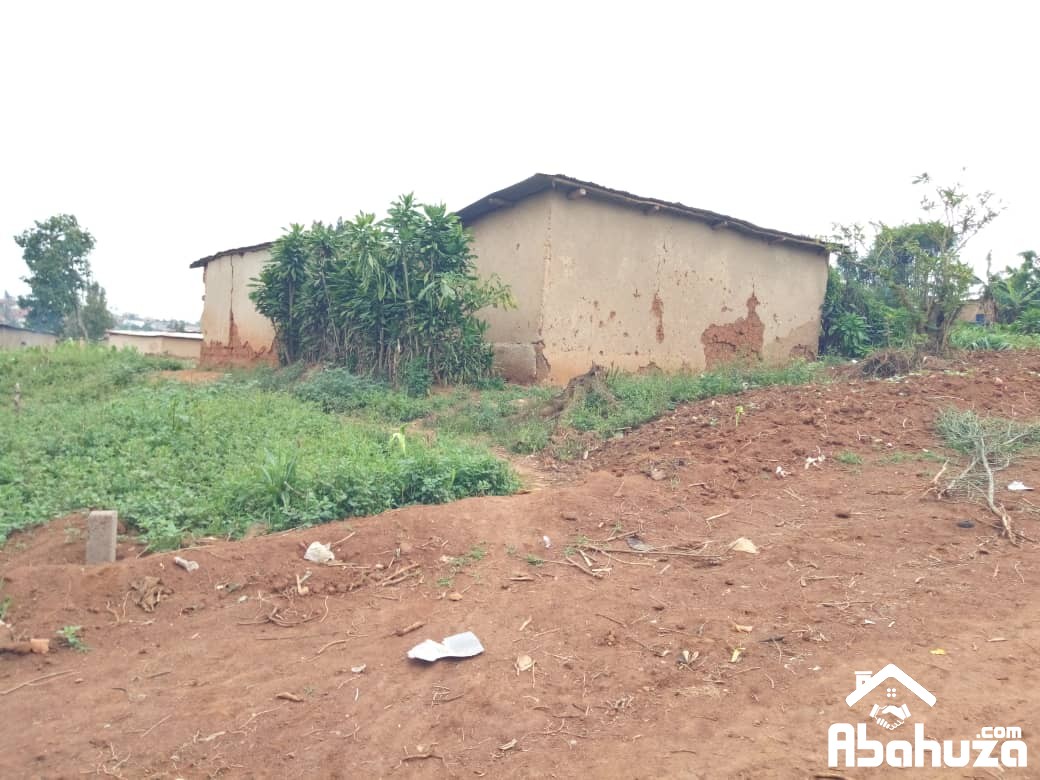 A PLOT FOR SALE IN KIGALI AT KANOMBE