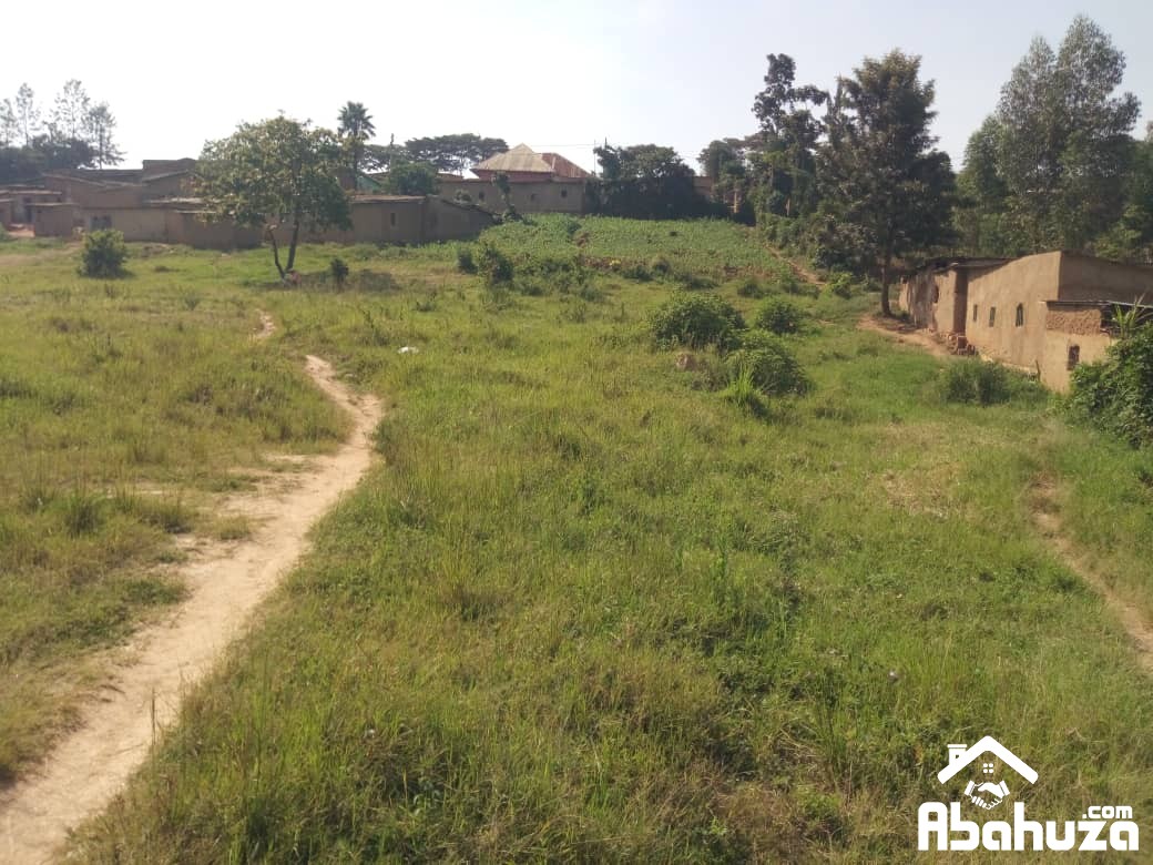 A  PLOT FOR SALE IN KIGALI AT GACURIRO