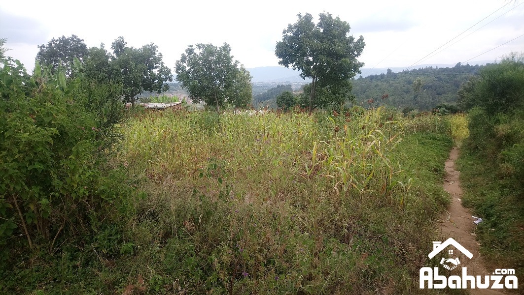 A RESIDENTIAL BIG PLOT FOR SALE IN KIGALI AT KINYINYA