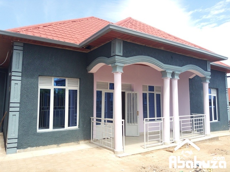 A 4 BEDROOM HOUSE FOR RENT IN KIGALI AT KANOMBE
